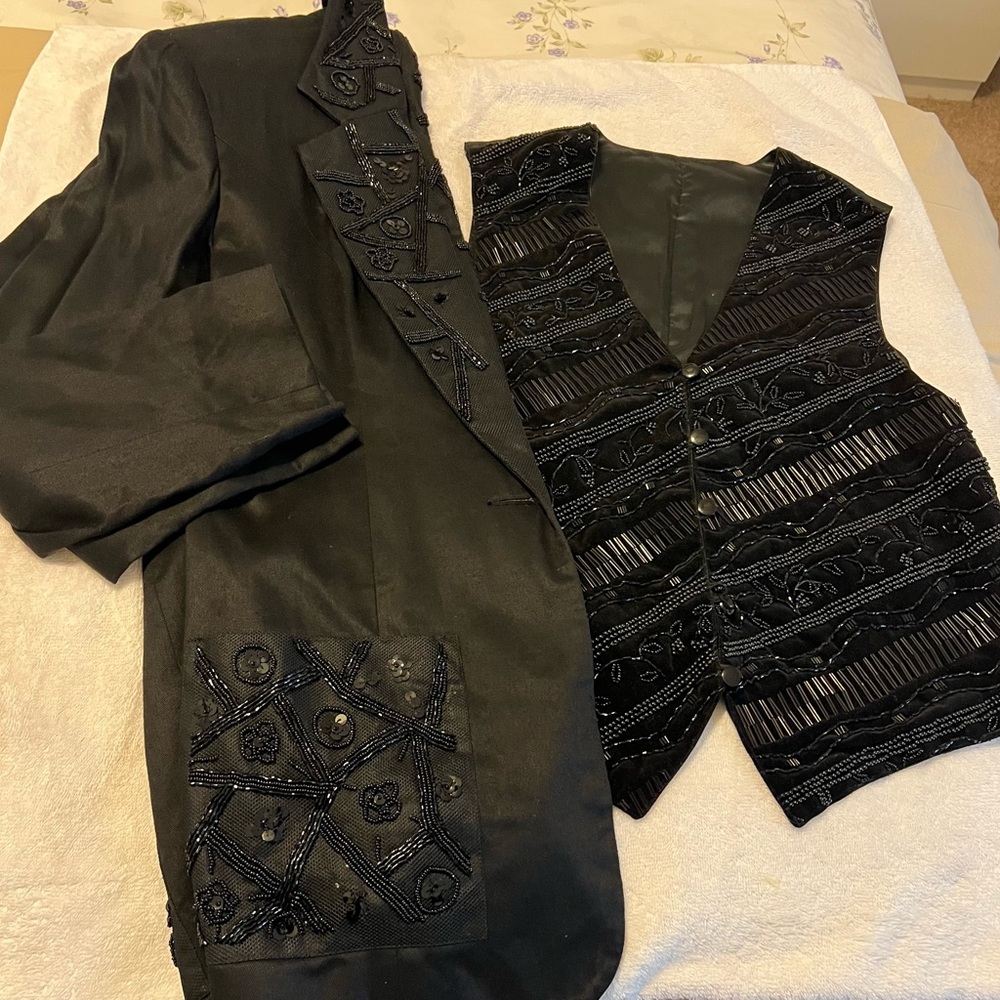 Elegant Black Embellished Women's Jacket and Vest Set